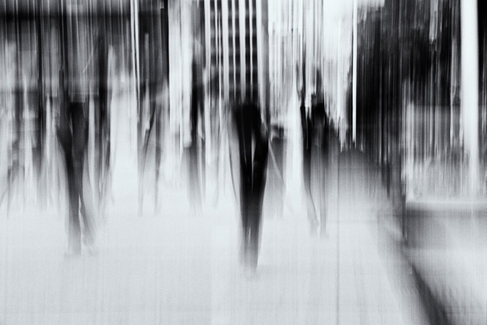 Chute de lumière — photographie noir et blanc de Richard Maltais